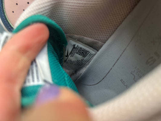 Nike Sneakers, 40